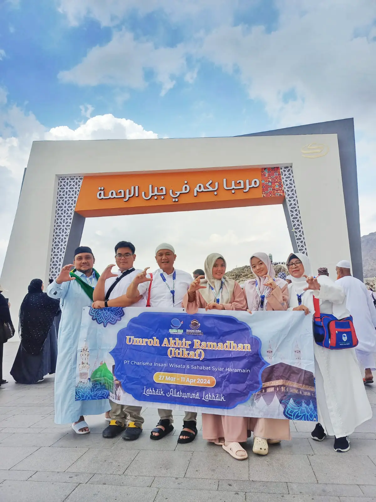 Fasilitas & Perlengkapan Terbaik Dari PT. Charisma Insani Wisata 2 PT Charisma Insani Wisata – Travel Terpercaya & Terbaik