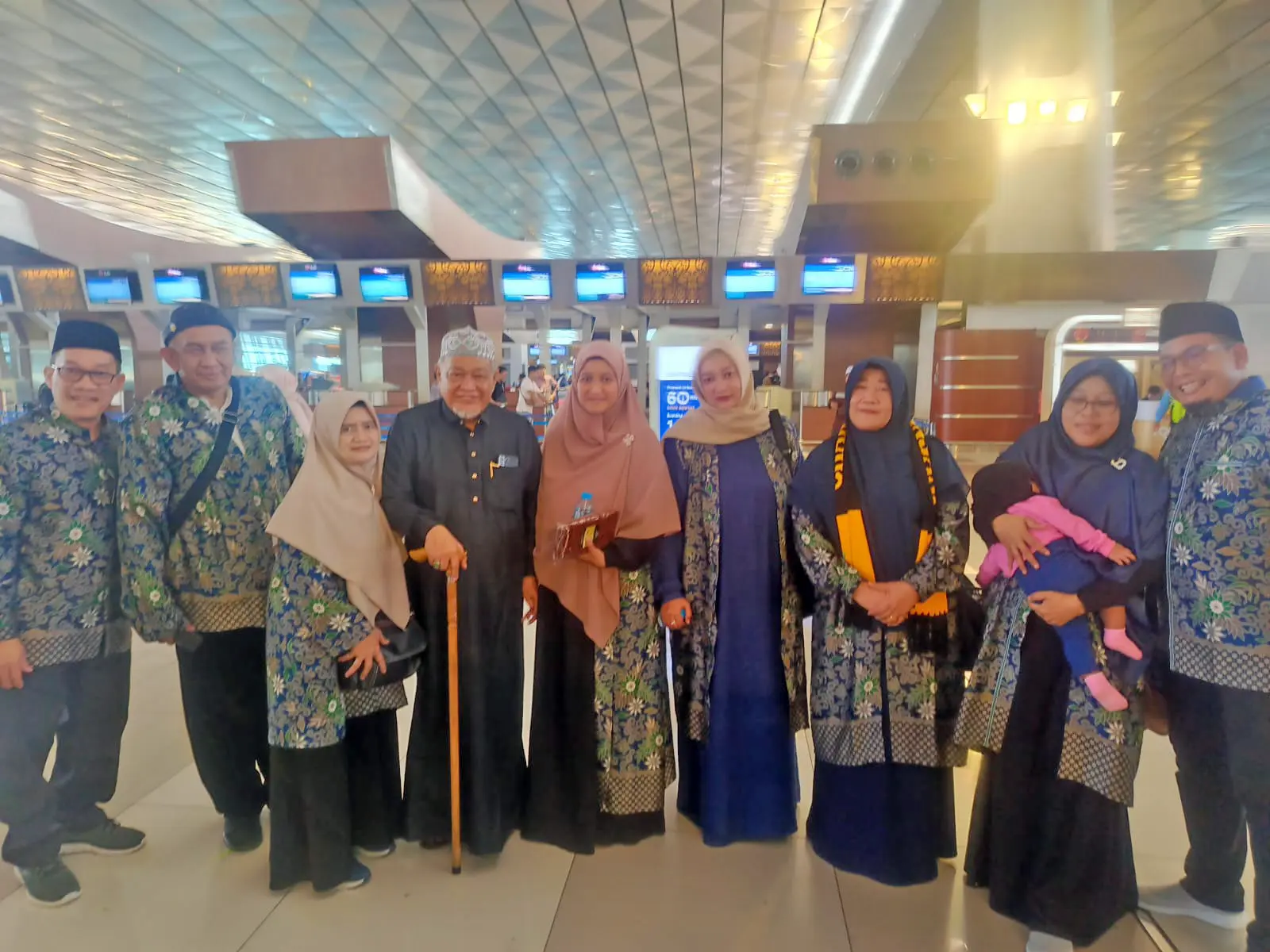 Tentang Kami 2 Charisma Insani Wisata Photo 00012